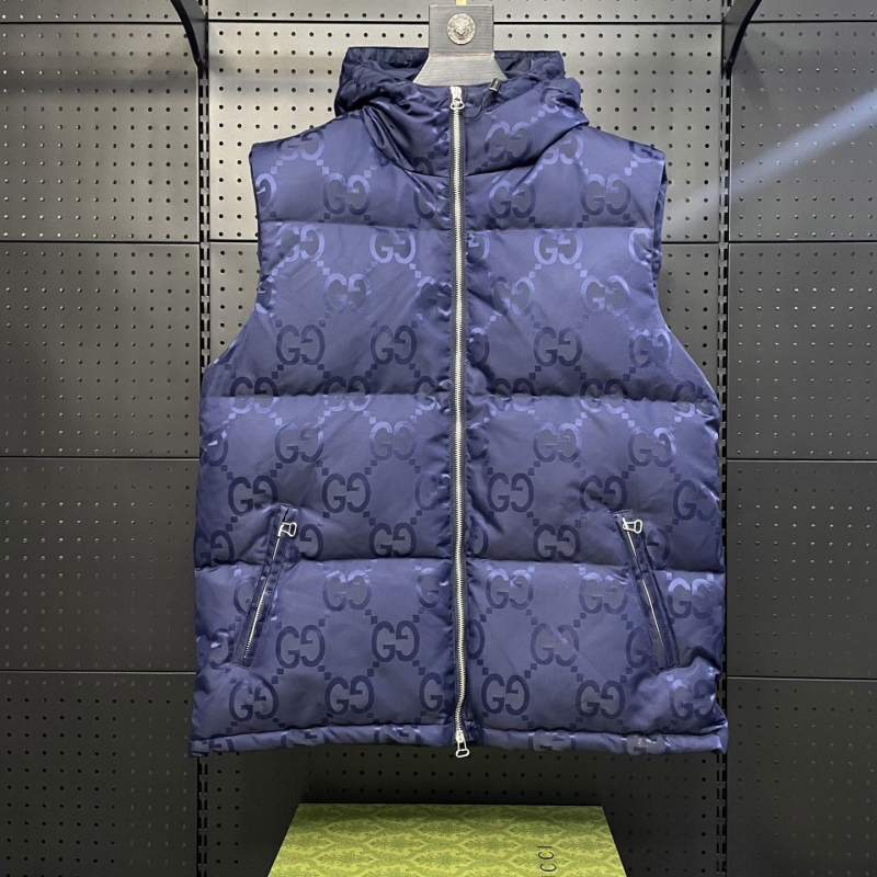 G*u*i down coat